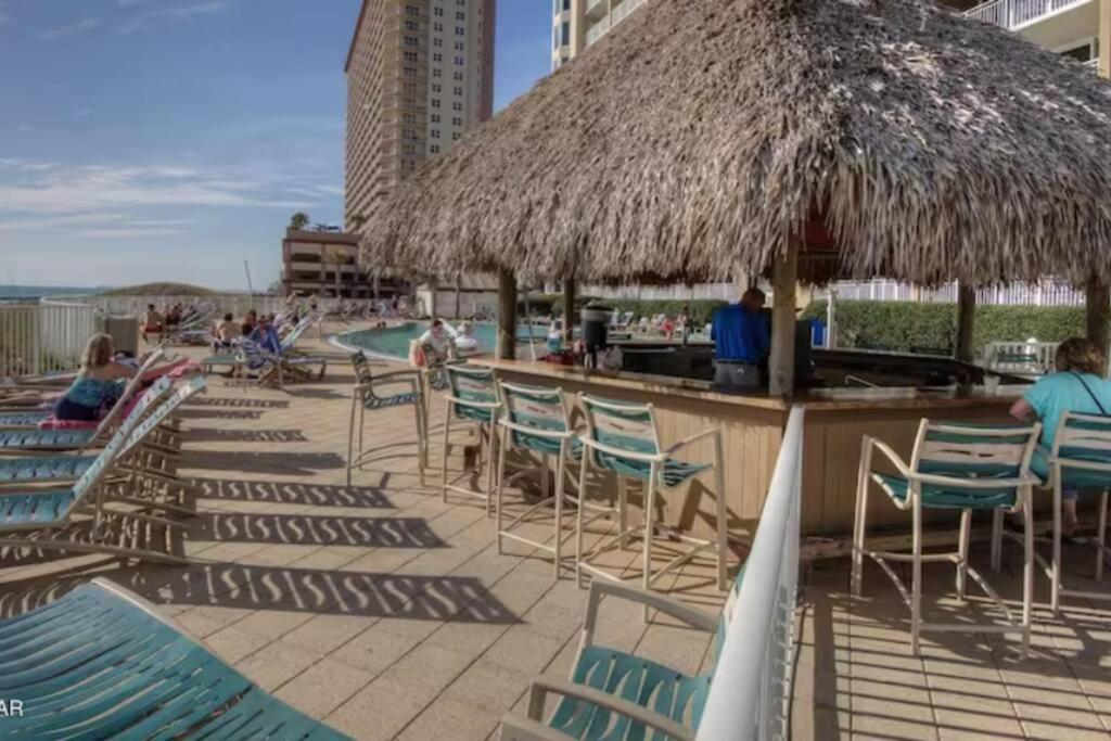 Beautiful Beachfront Paradise! Emerald Beach Resort Panama City Beach Exterior photo