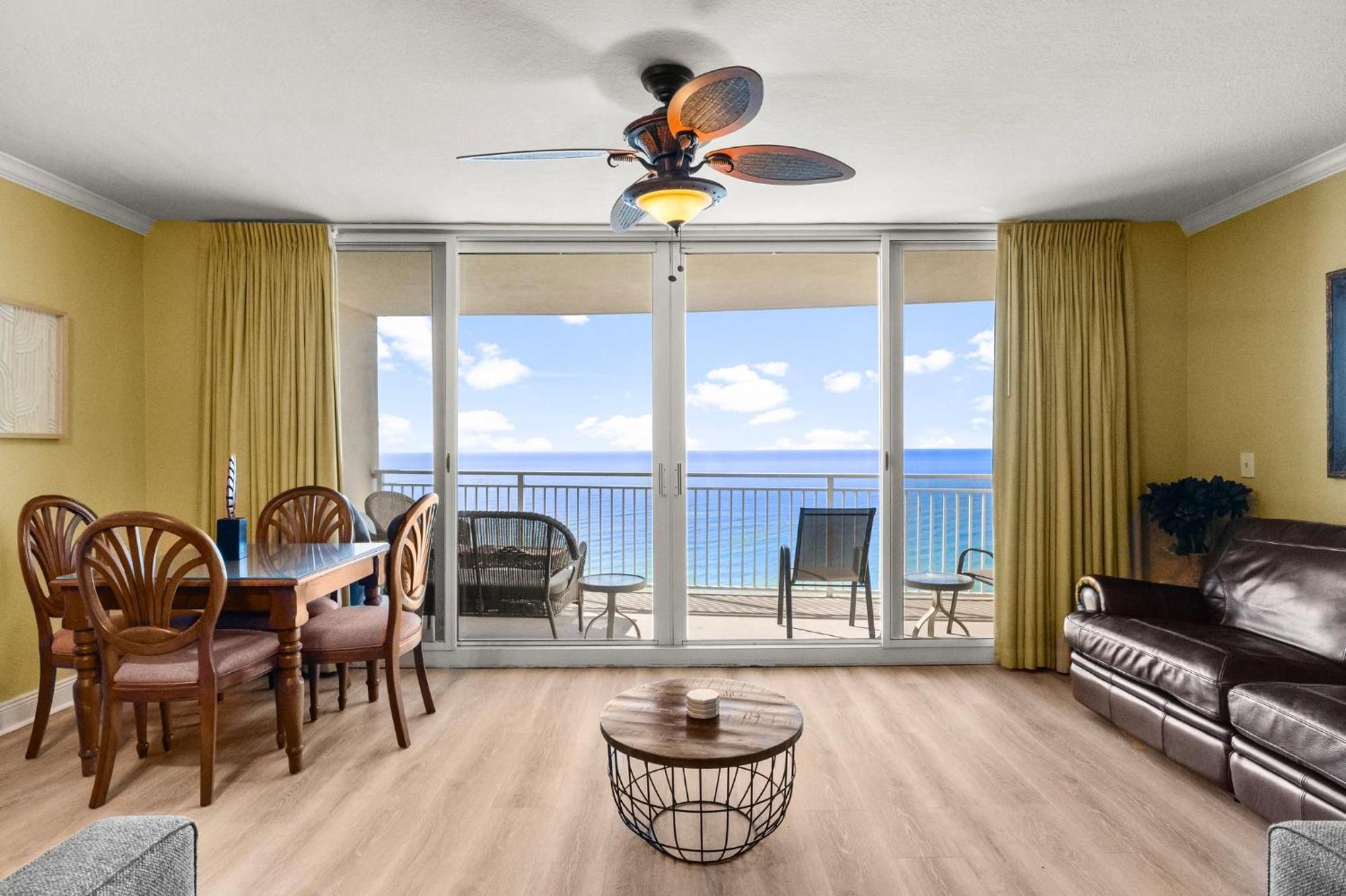 Beautiful Beachfront Paradise! Emerald Beach Resort Panama City Beach Exterior photo